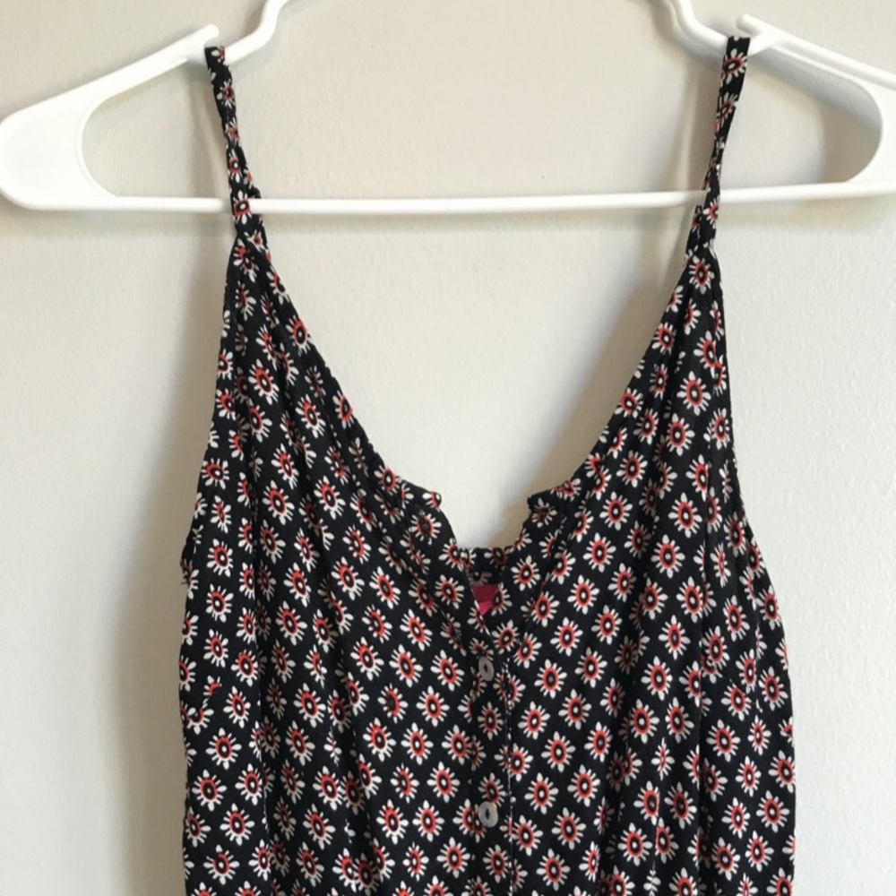 Patterned Romper - Picture 6 of 7